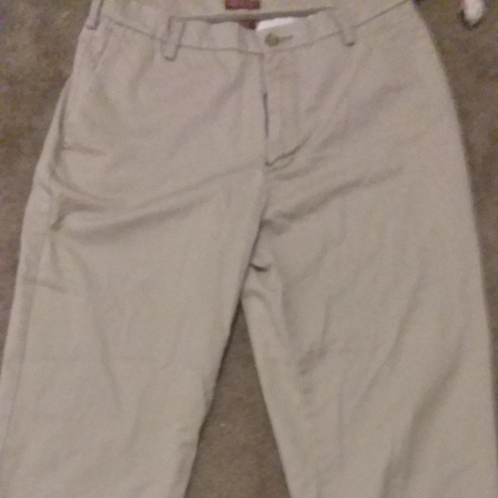 Men's Khaki's pants 33 x 30